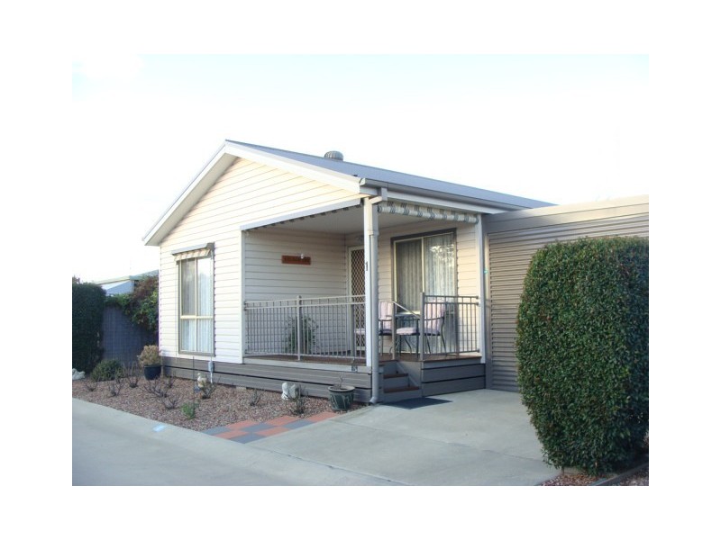 1 Rivergums Court, Cobb Haven, Moama NSW 2731