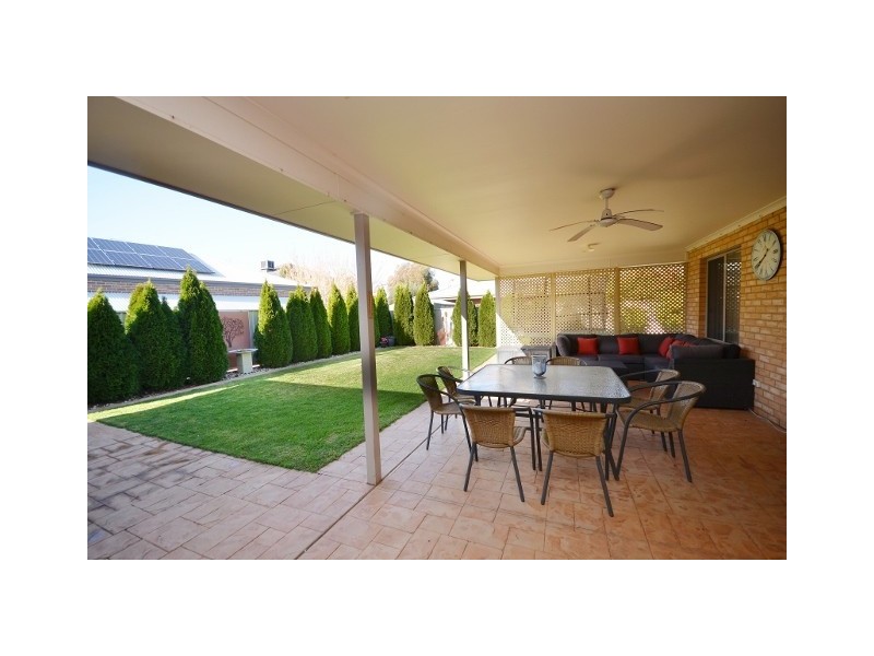 4 Glasgow Court, Moama NSW 2731