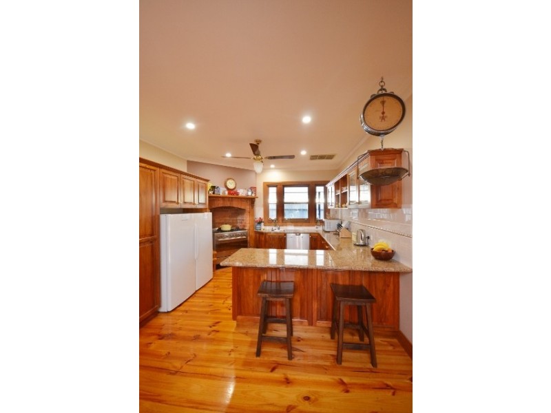 2 West Street, Moama NSW 2731