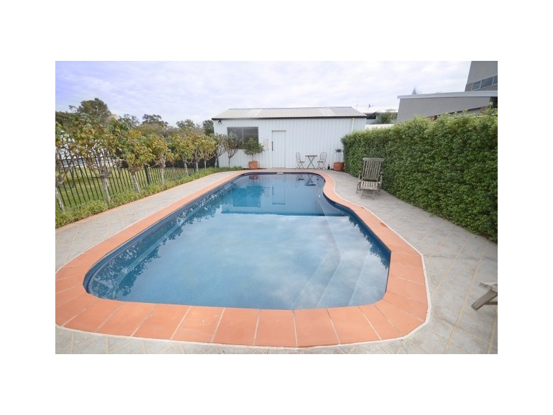 2 West Street, Moama NSW 2731