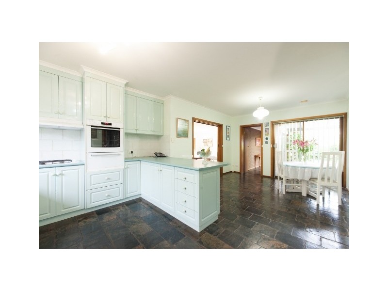 15 Rutley Crescent, Echuca VIC 3564