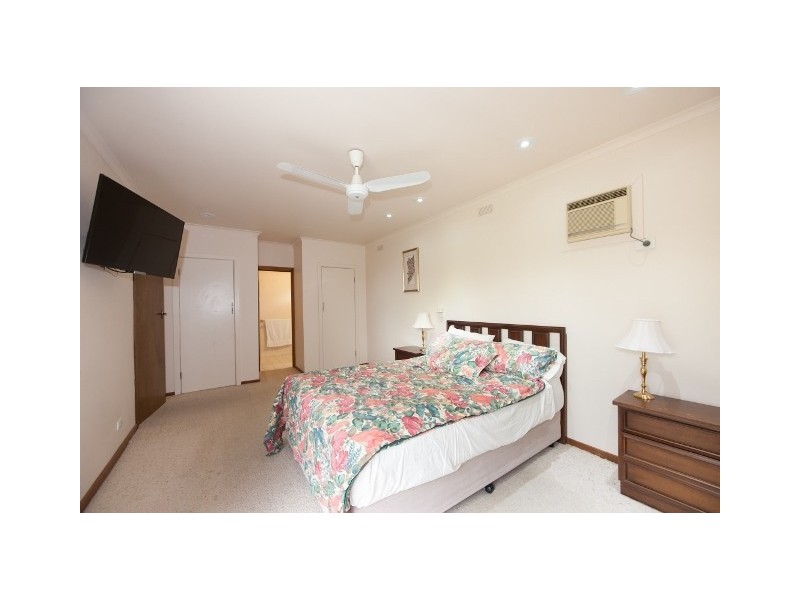 15 Rutley Crescent, Echuca VIC 3564