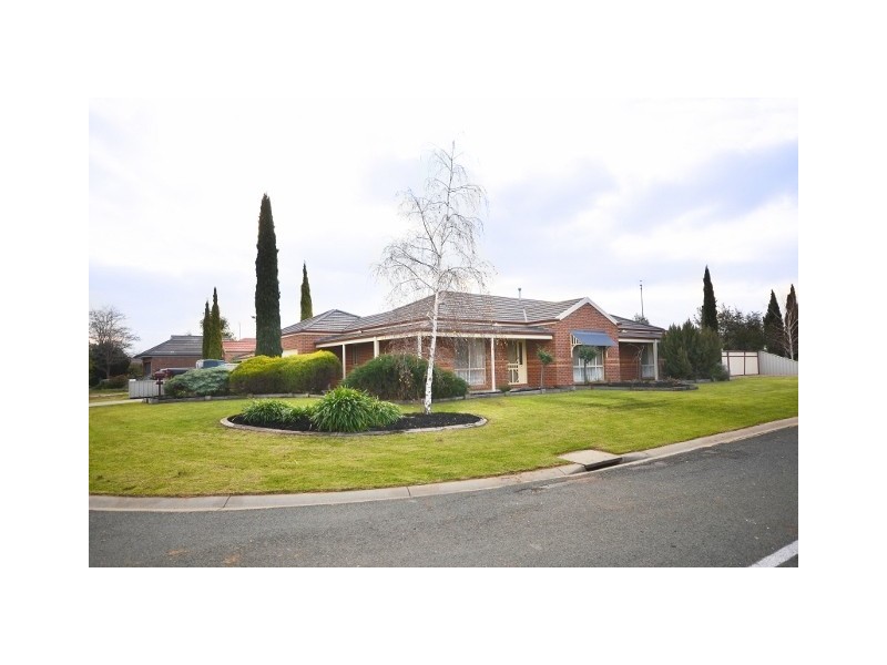 1 Kirkwall Court, Moama NSW 2731