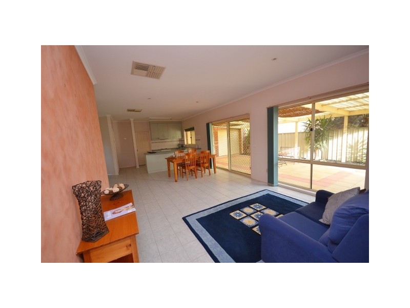 1 Kirkwall Court, Moama NSW 2731