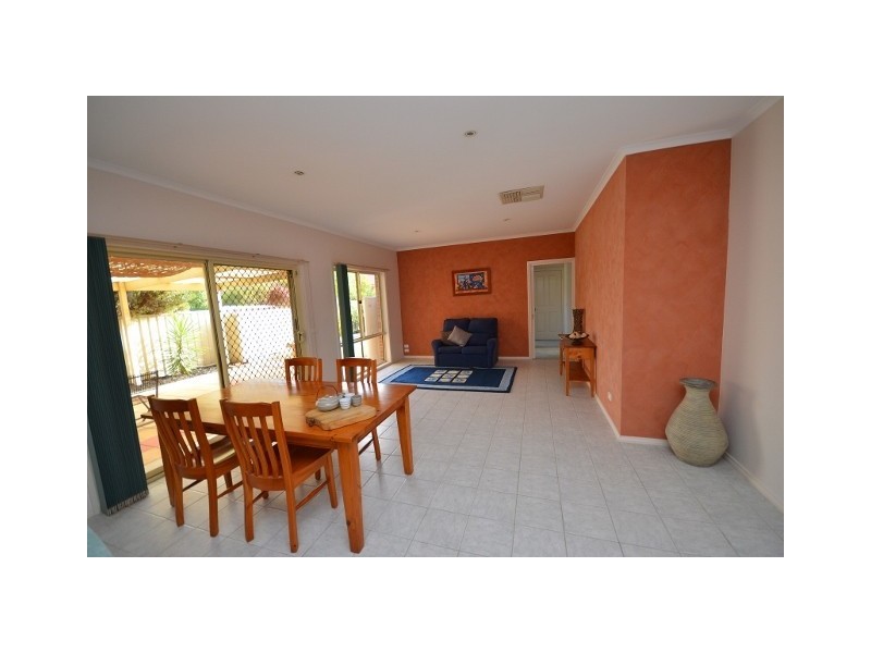 1 Kirkwall Court, Moama NSW 2731