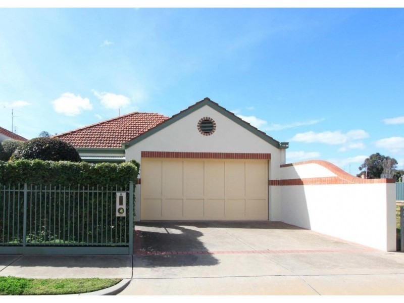 8 River Street, Echuca VIC 3564
