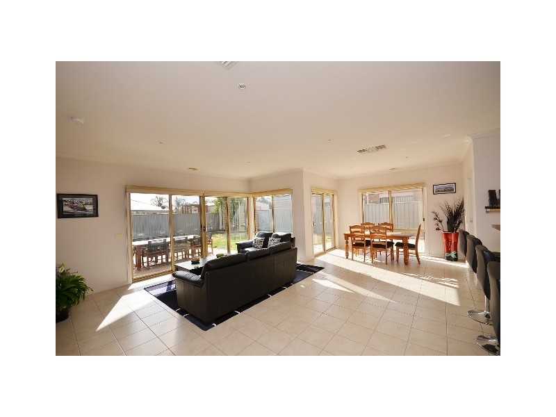 10 Park Avenue, Echuca VIC 3564