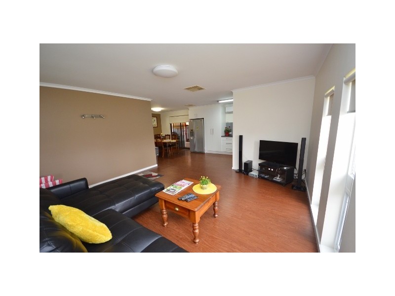 41 Regent Street, Moama NSW 2731