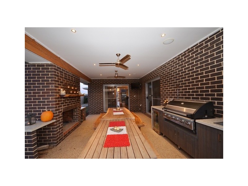 18 Bridlington Avenue, Echuca VIC 3564