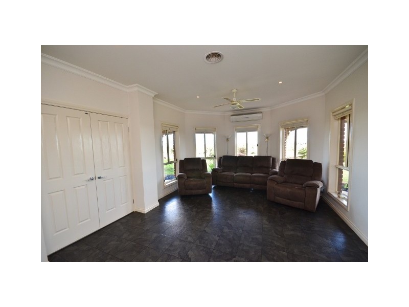 1045 Barmah Road, Moama NSW 2731