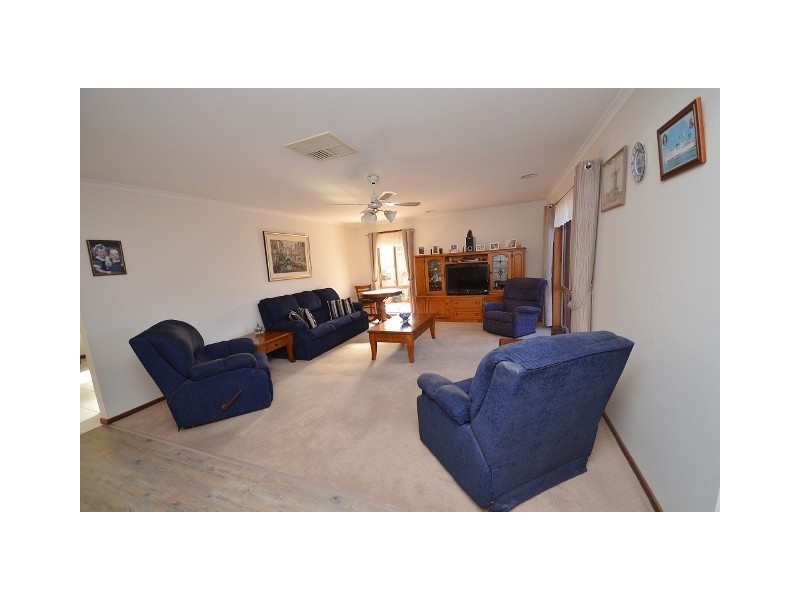 18 Kooyong Court, Echuca VIC 3564