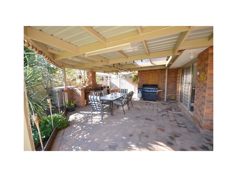 18 Kooyong Court, Echuca VIC 3564