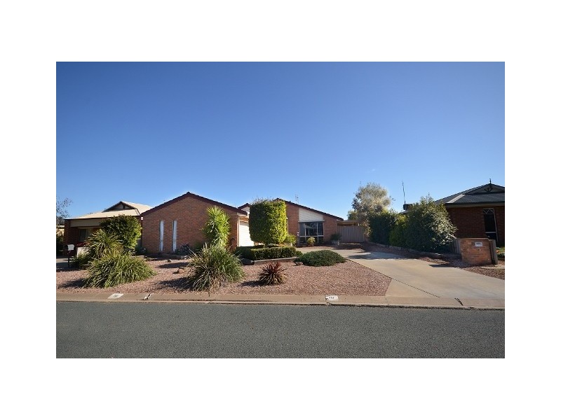 18 Kooyong Court, Echuca VIC 3564