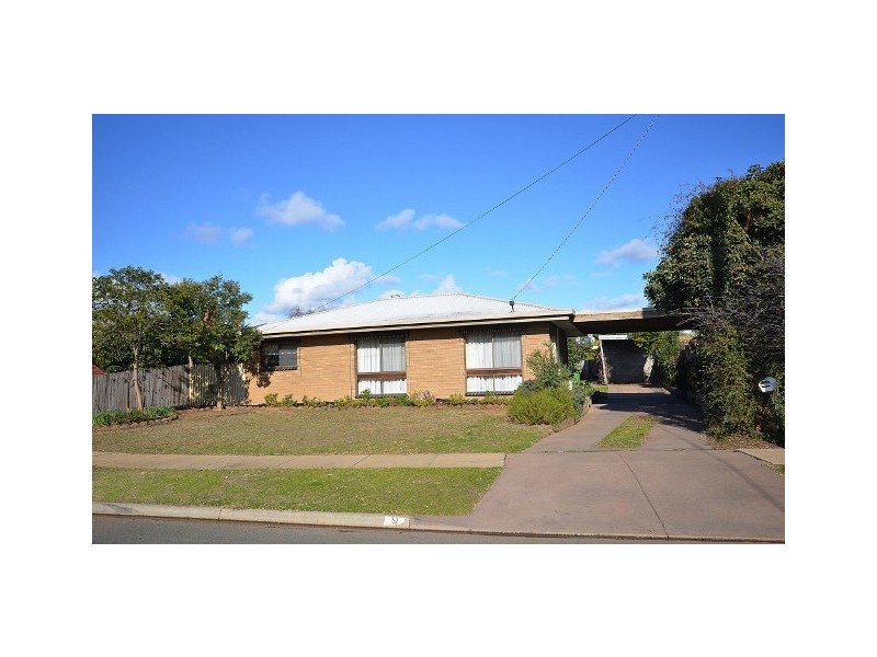 9 Evans Court, Echuca VIC 3564