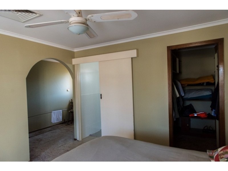 26 Jones Street (Picnic Point Road), Mathoura NSW 2710