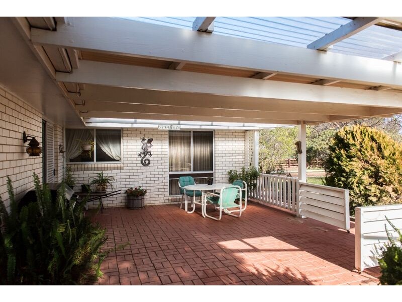 26 Jones Street (Picnic Point Road), Mathoura NSW 2710