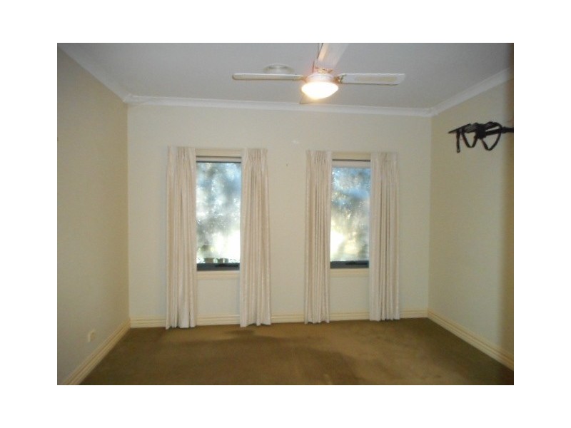 35 Kingfisher Drive West, Moama NSW 2731