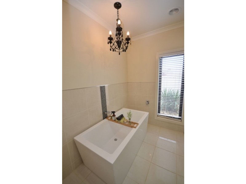 4 Healey Court, Moama NSW 2731