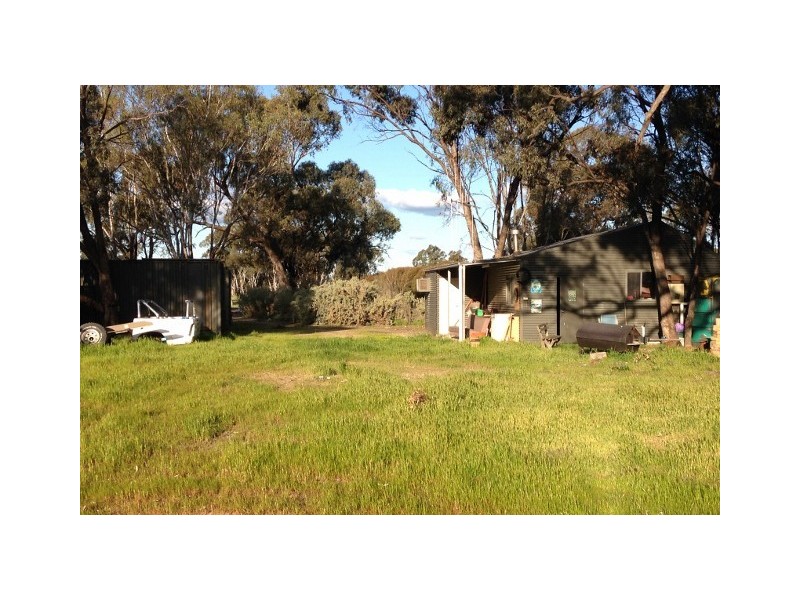 30 Moor Street, Barmah VIC 3639