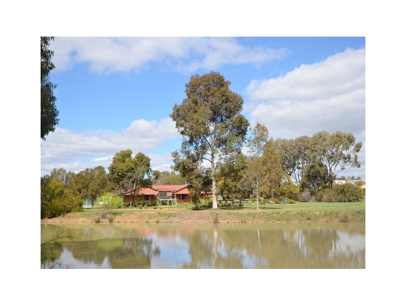 23 Murray Drive, Echuca VIC 3564