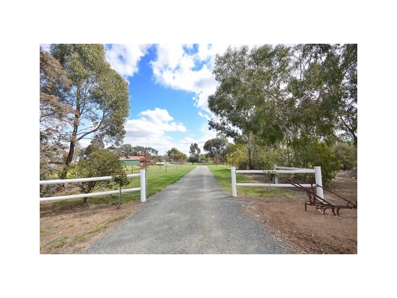 23 Murray Drive, Echuca VIC 3564