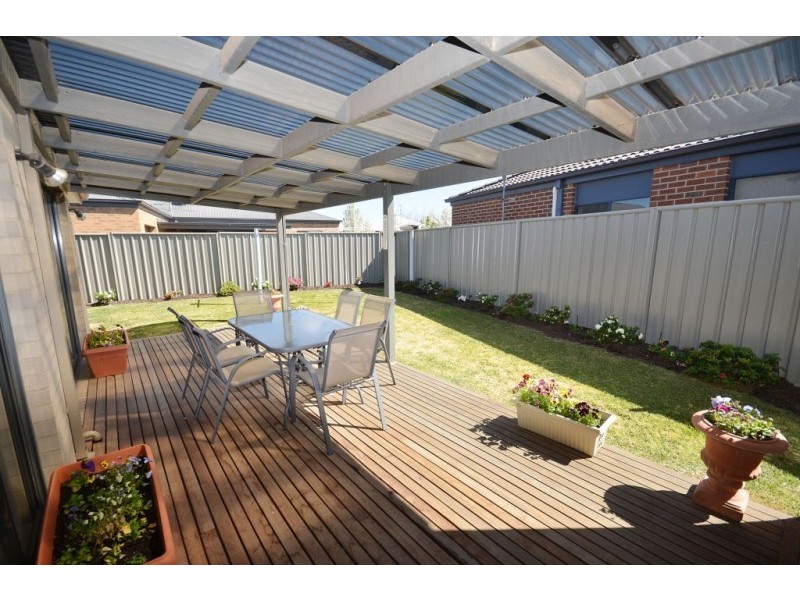 12 Sunset Avenue, Echuca VIC 3564