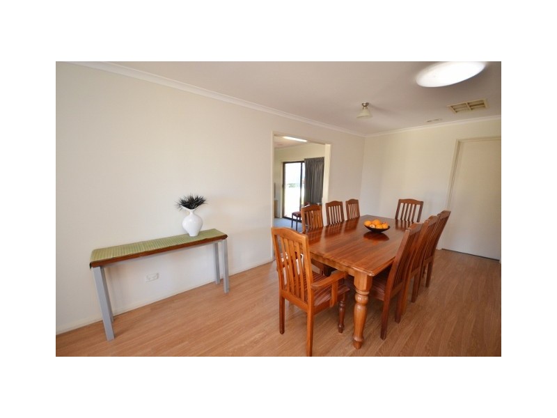 7 Pevensey Place, Moama NSW 2731