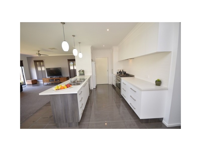 35a KILDARE AVENUE, Moama NSW 2731