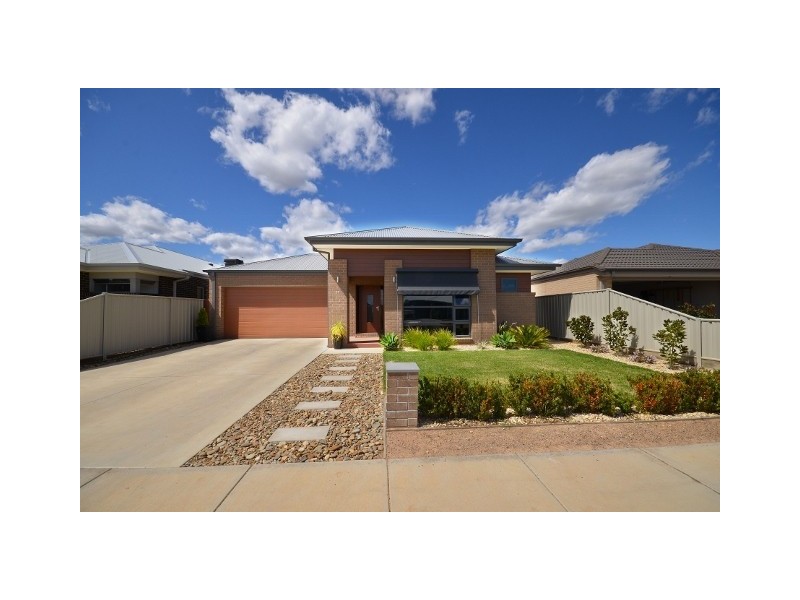 35a KILDARE AVENUE, Moama NSW 2731