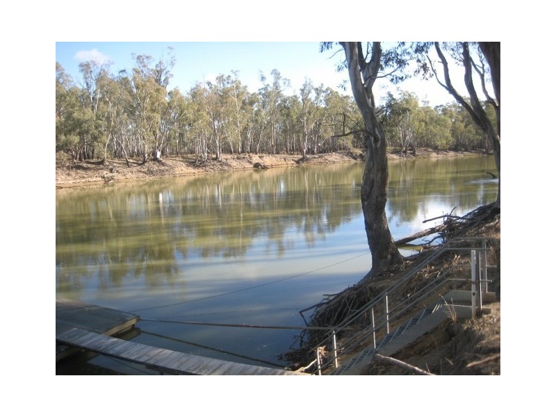 193 Woodbine Drive, Barmah VIC 3639