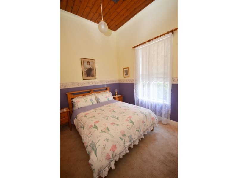 61 Hare Street, Echuca VIC 3564