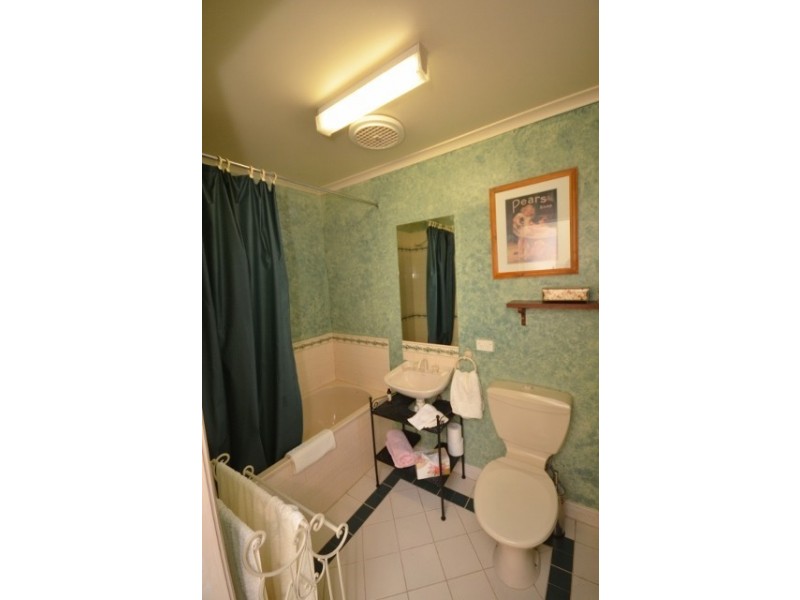 61 Hare Street, Echuca VIC 3564