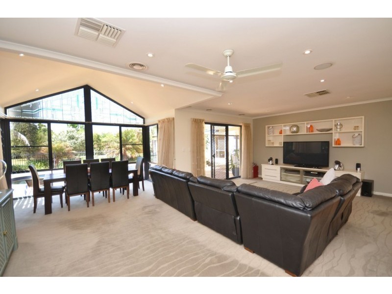 8 Winbi Lane, Moama NSW 2731