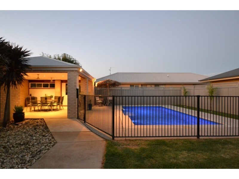 30 James Street, Echuca VIC 3564