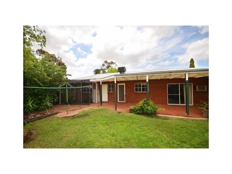 18 Lawson Drive, Moama NSW 2731
