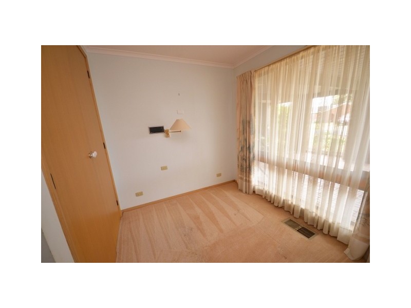 48 Rutley Crescent, Echuca VIC 3564