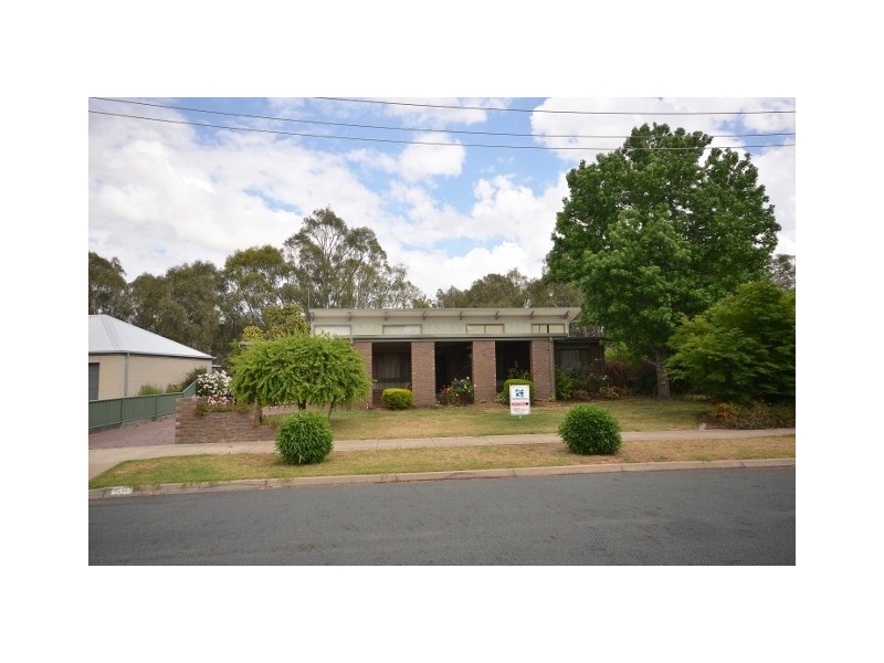 48 Rutley Crescent, Echuca VIC 3564