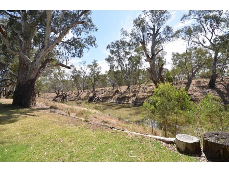 48 Rutley Crescent, Echuca VIC 3564