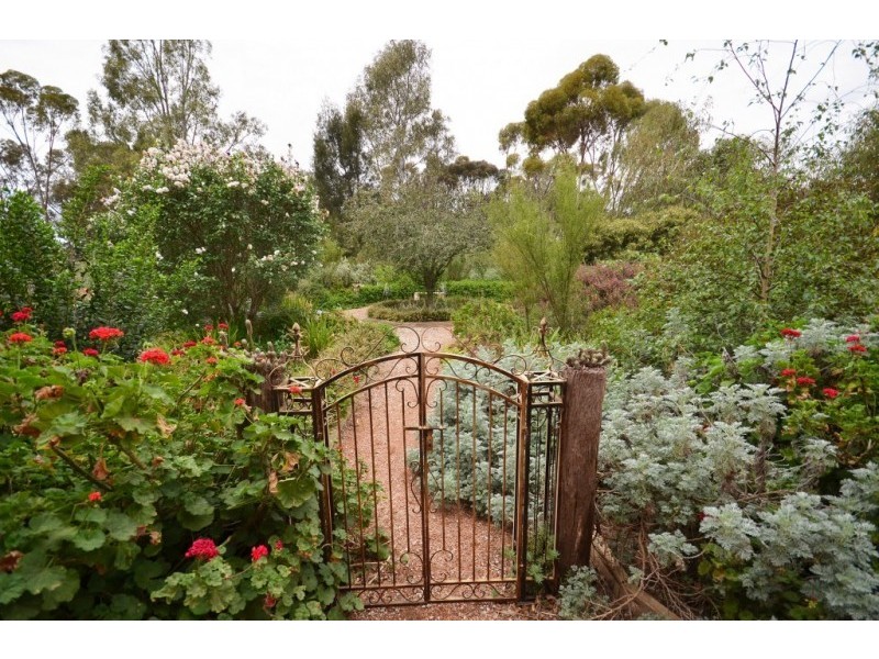 2370 Moira Street, Womboota NSW 2731