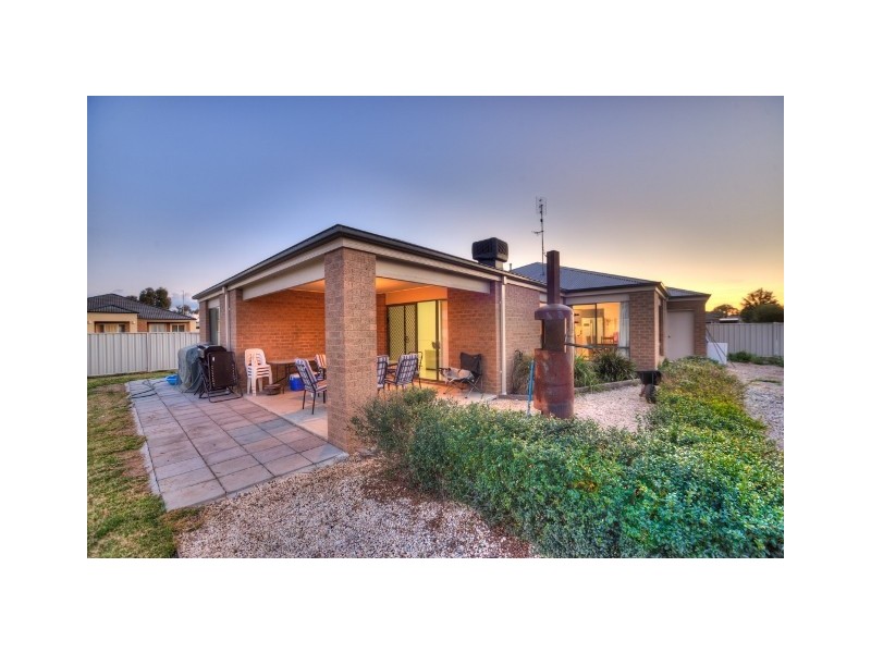 6 Alastair Court, Echuca VIC 3564