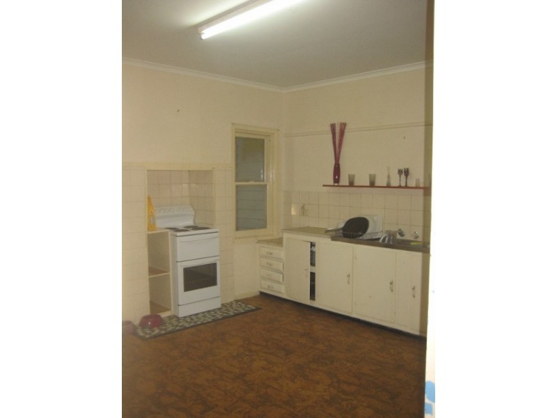 34 Livingstone Street, Mathoura NSW 2710