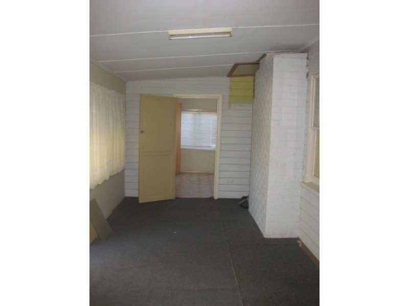 34 Livingstone Street, Mathoura NSW 2710