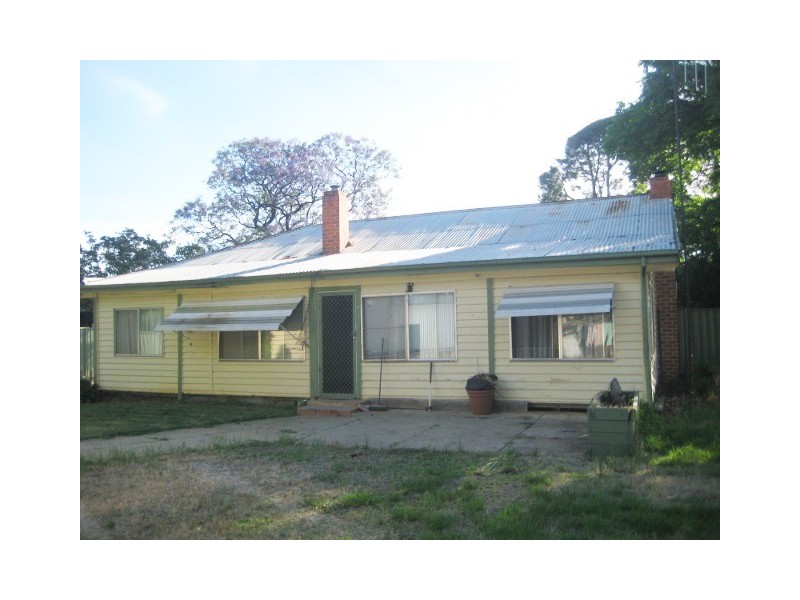 34 Livingstone Street, Mathoura NSW 2710