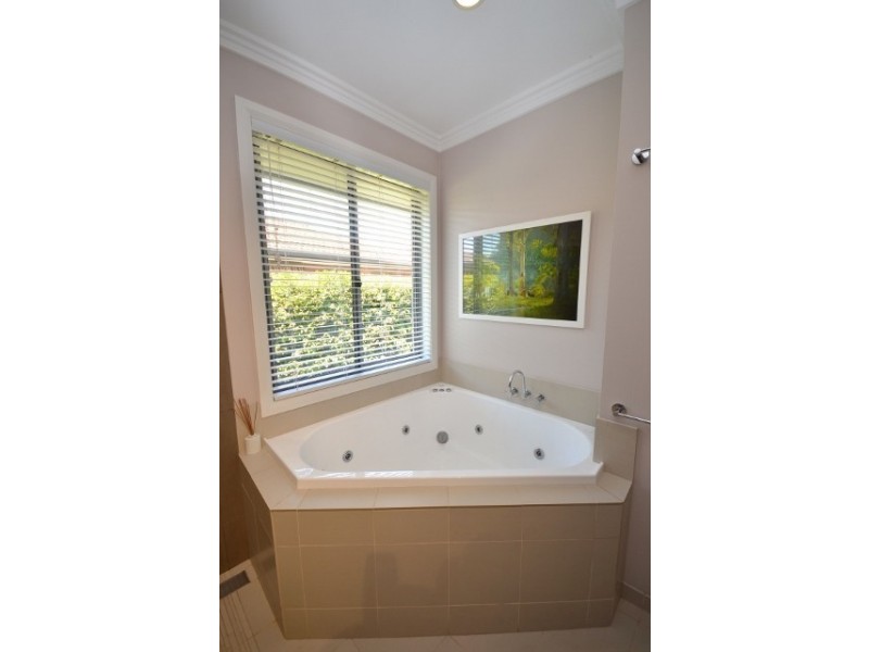 2/100 Haverfield Street, Echuca VIC 3564