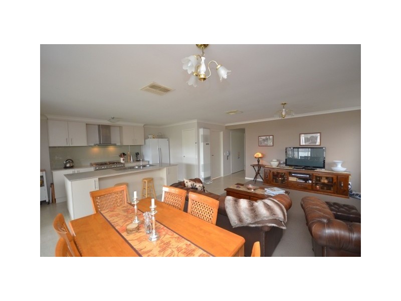 27B Shaw Street, Moama NSW 2731