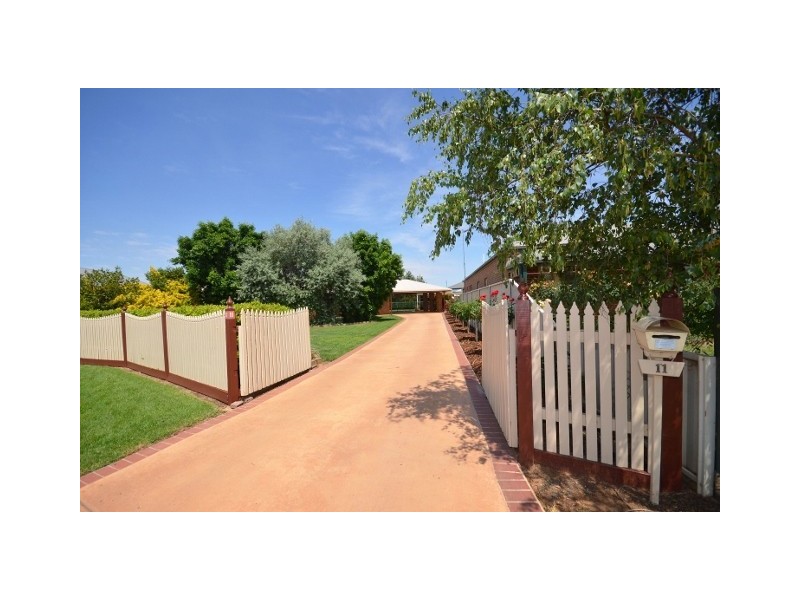 11 KULGOA AVENUE, Moama NSW 2731