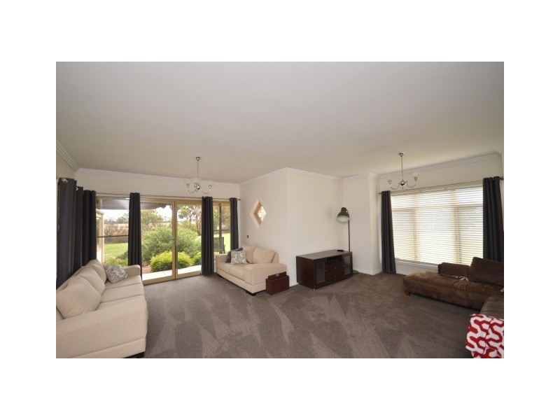 18 HOLLARA DRIVE, Moama NSW 2731