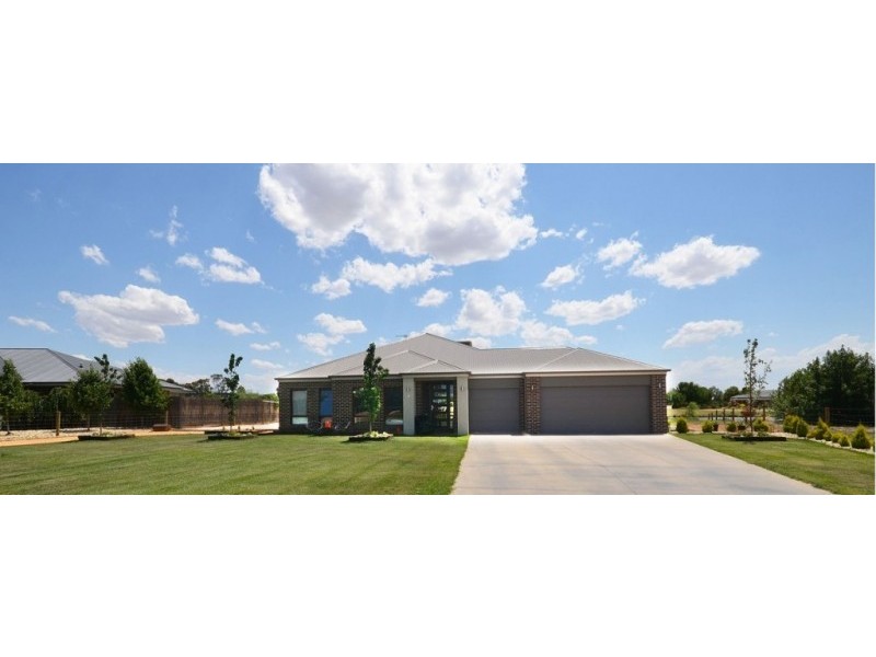 4 Burgundy Drive, Moama NSW 2731