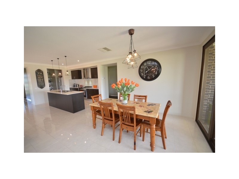 4 Burgundy Drive, Moama NSW 2731