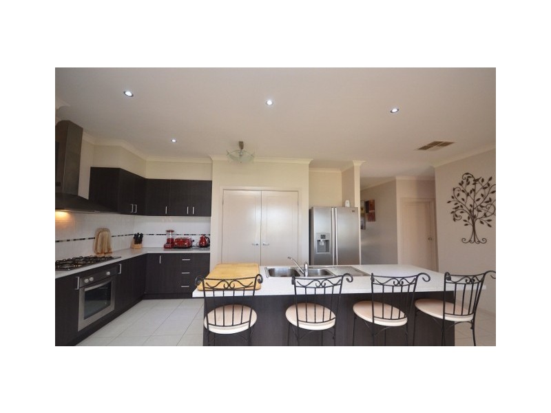 13 Yeovil Court, Echuca VIC 3564